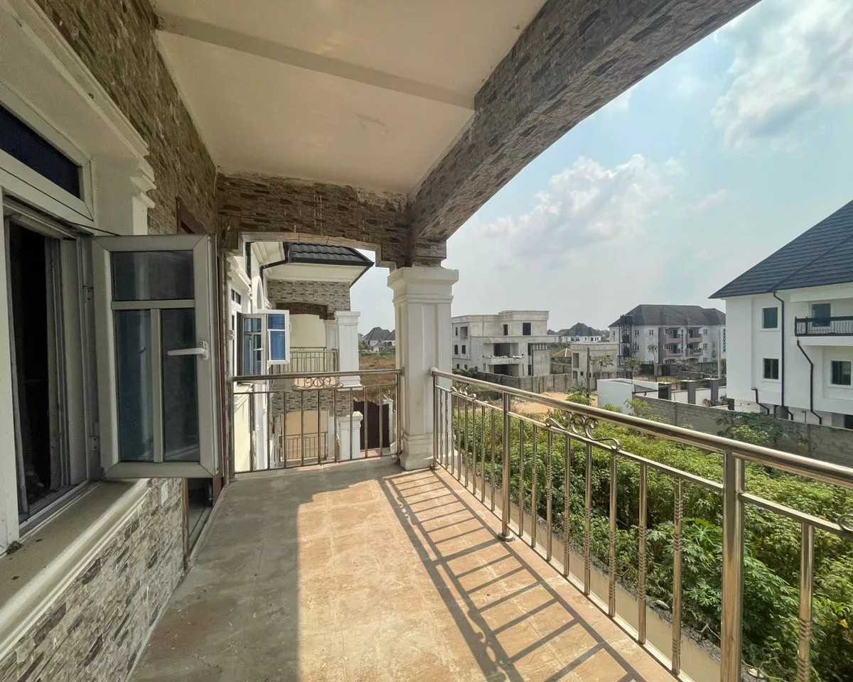 Brand New 2 Bedroom Flat for rent in New Owerri Imo State Nigeria by MC CAPITAL Properties (8)