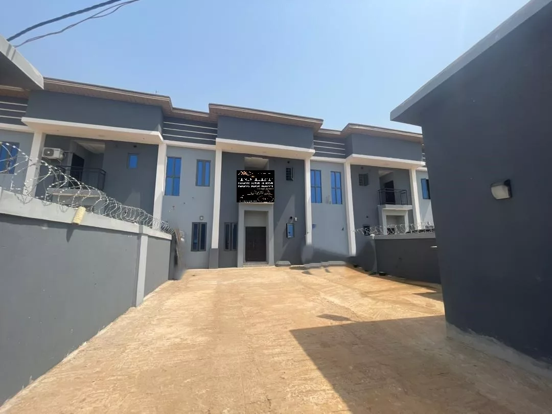 4 Bedroom Terraced Duplex For rent in Owerri Imo State Nigeria by MC CAPITAL Properties (11)