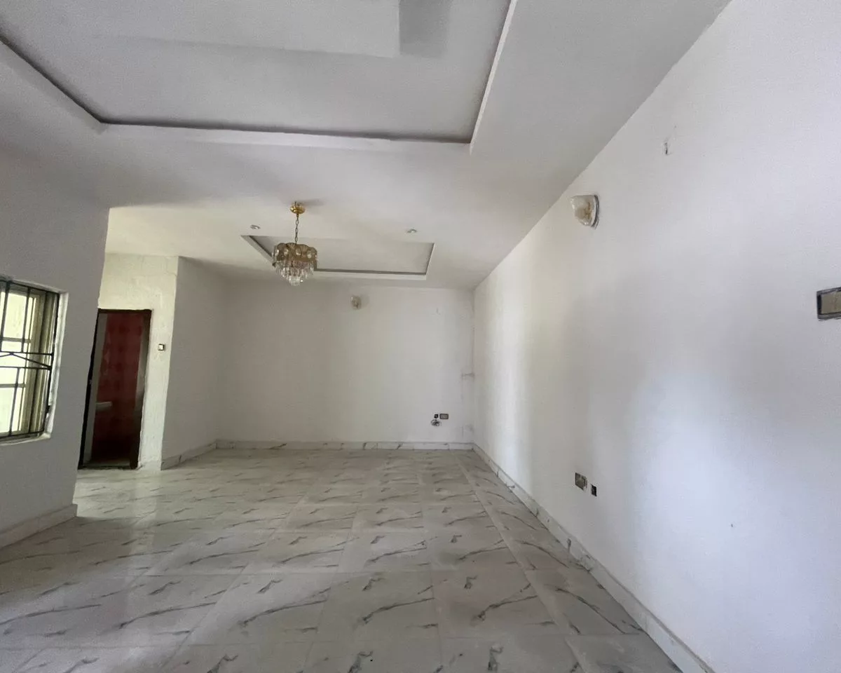 6 Bedroom Duplex For Sale in Owerri Imo State by MC CAPITAL Properties